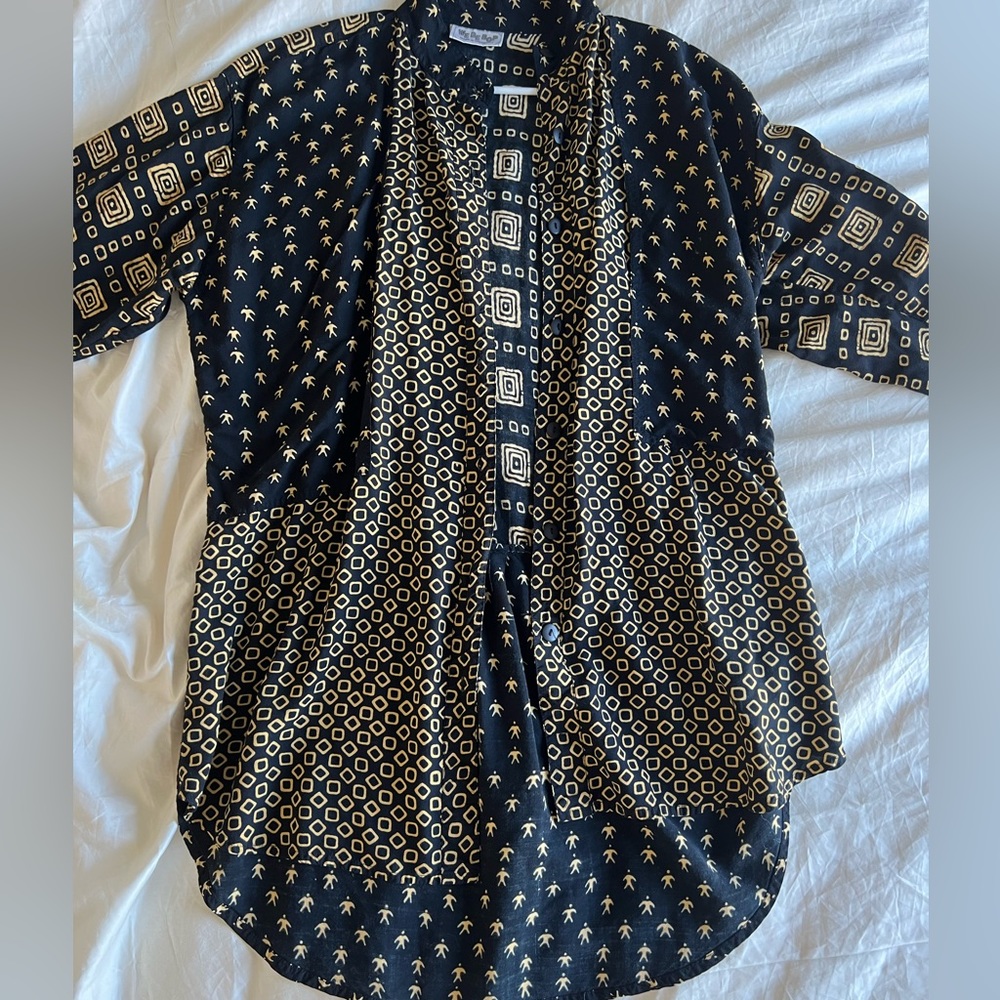 Womens Tunic Blouse Geometric Pattern Hi-Lo Rounded Hem Brown Black